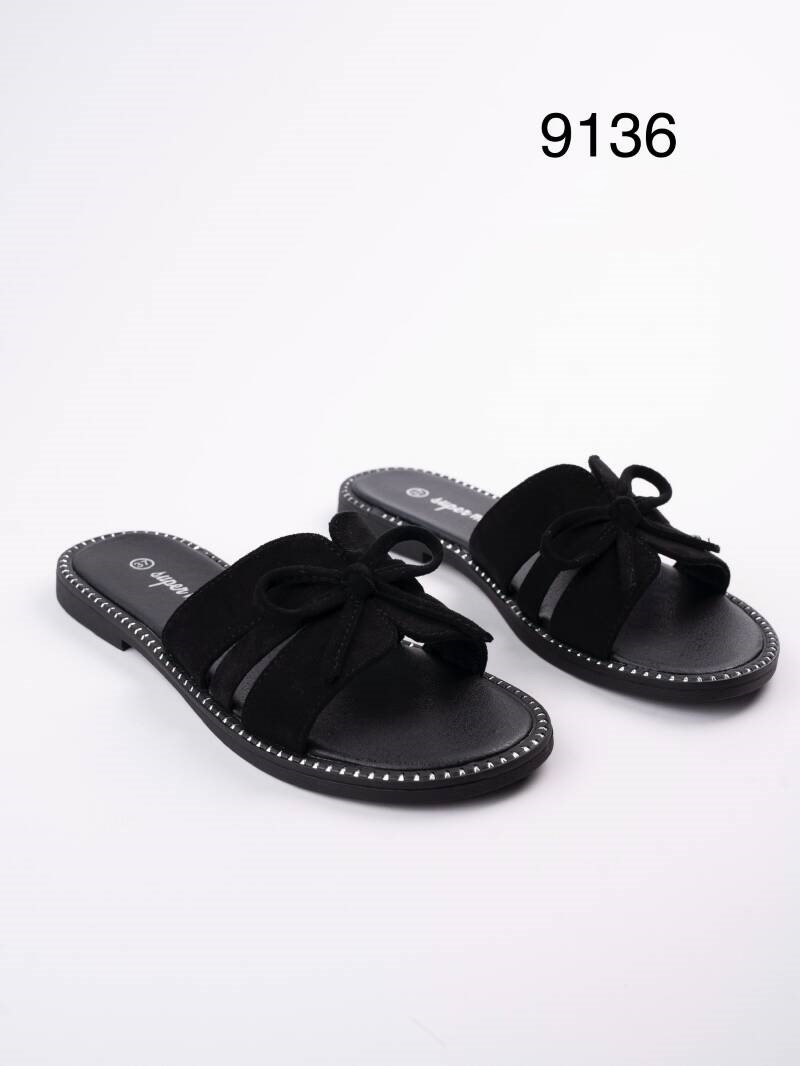 Klapki damskie Roz 36-41 / 12 par